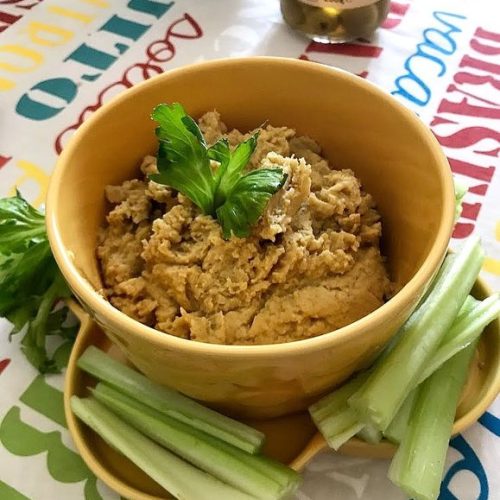 Foto della ricetta del Hummus di ceci con aglio, limone e curry