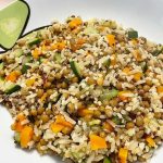 Foto della ricetta del Mix di cereali con zucchine, carota, lenticchie, aglio e olio di oliva.